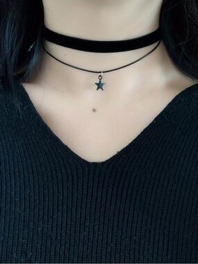 Black Velvet Layered Star Choker